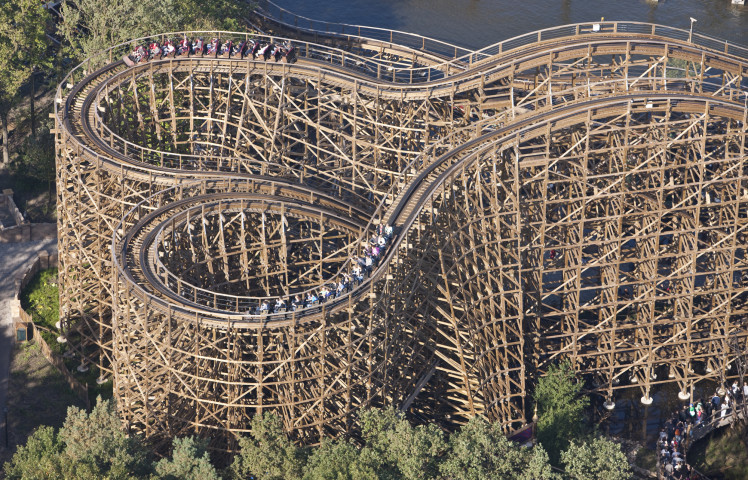 @_coasterfan instagram